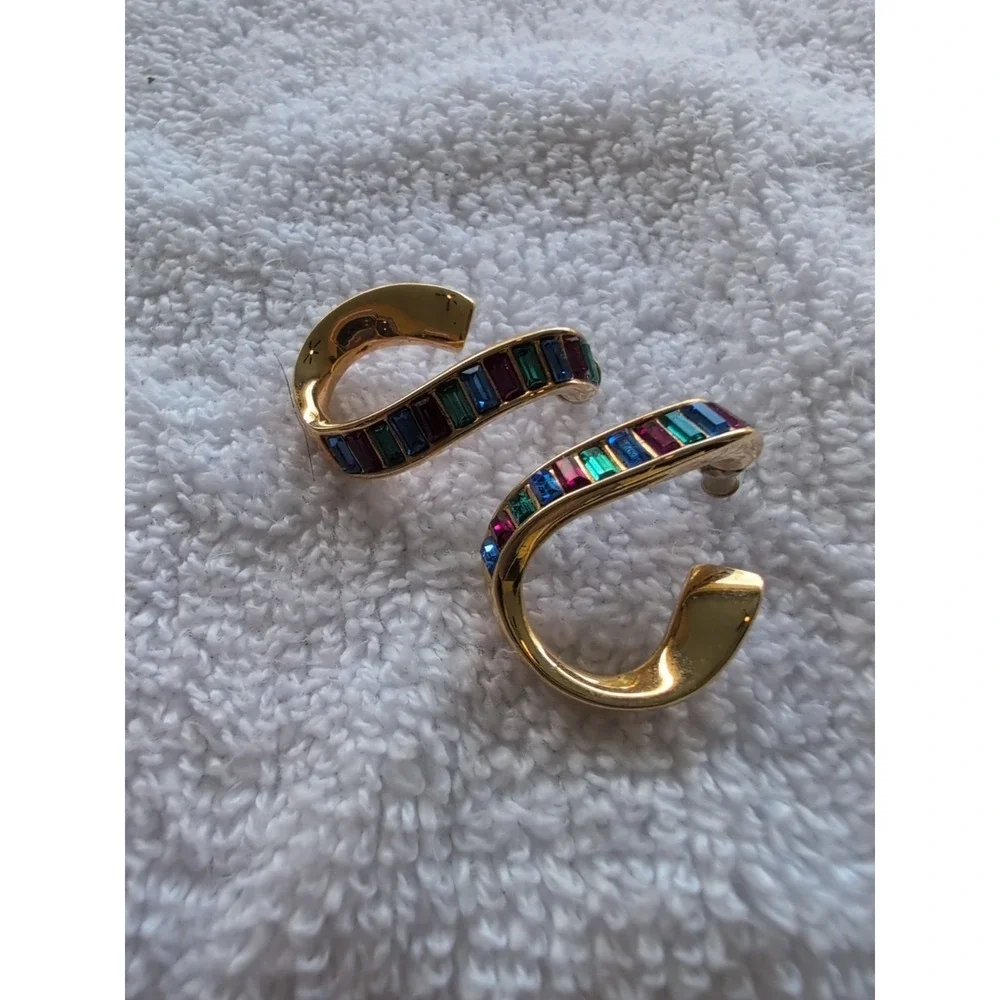 Swarovski SAL Gold Tone Baguette Rainbow Ribbon Crystal Twisted‎ Hoop Earrings